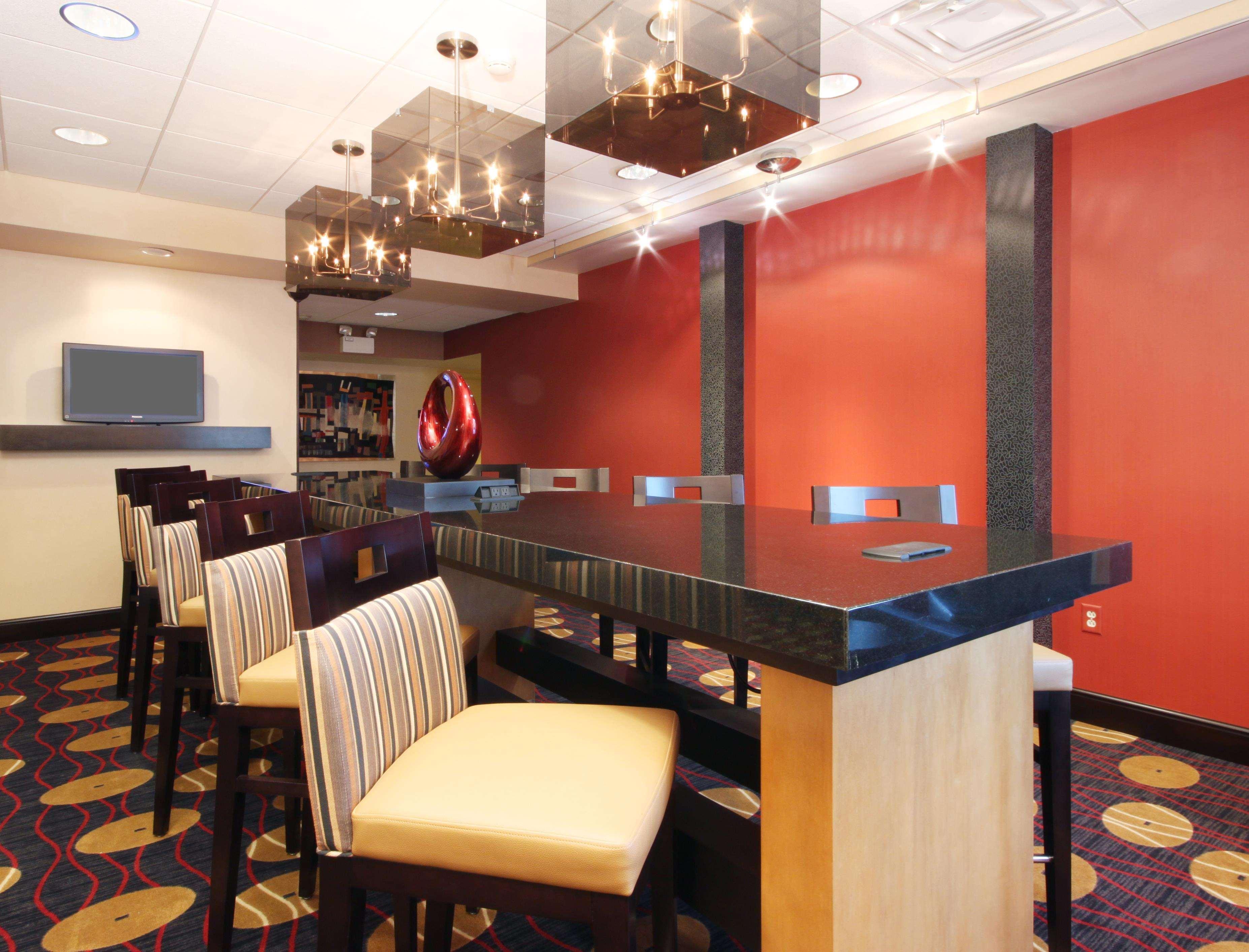 Hampton Inn Champaign/Urbana Ngoại thất bức ảnh
