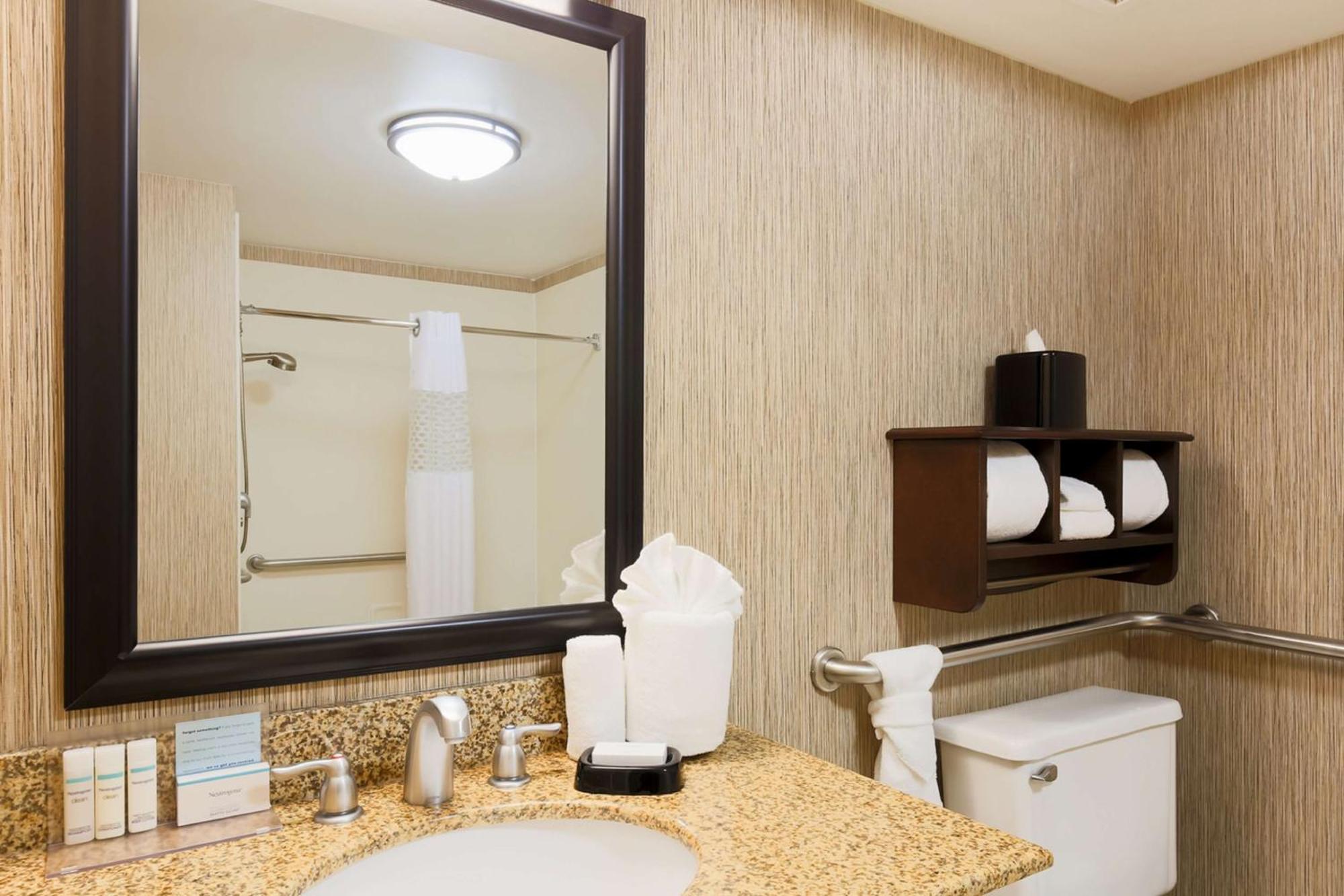 Hampton Inn Champaign/Urbana Ngoại thất bức ảnh
