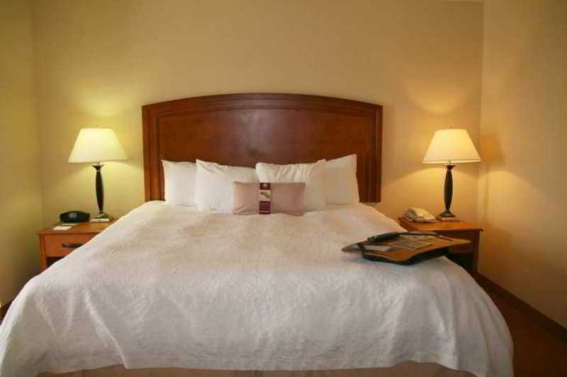 Hampton Inn Champaign/Urbana Phòng bức ảnh